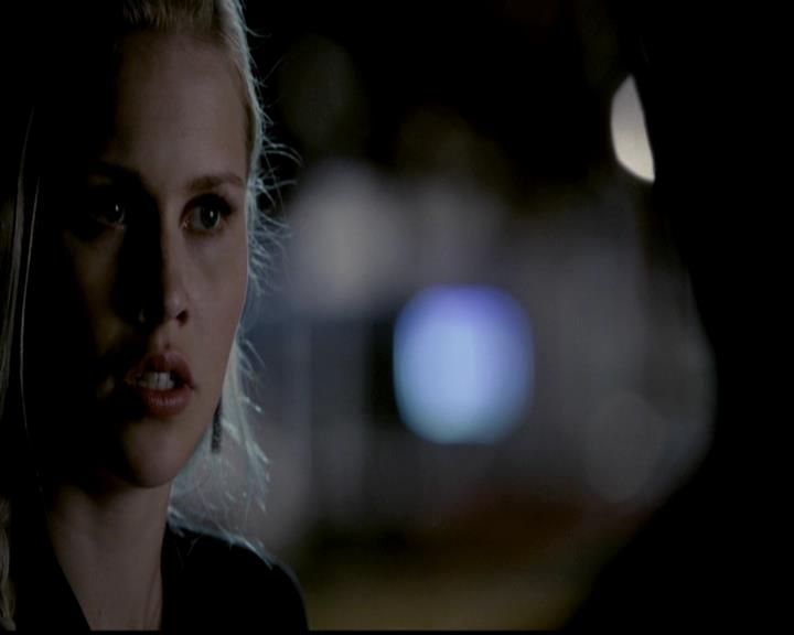 VampireDiariesWorld-dot-org_4x22TheWalkingDead2230.jpg