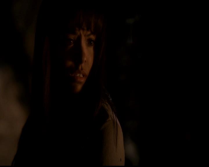 VampireDiariesWorld-dot-org_4x22TheWalkingDead2266.jpg