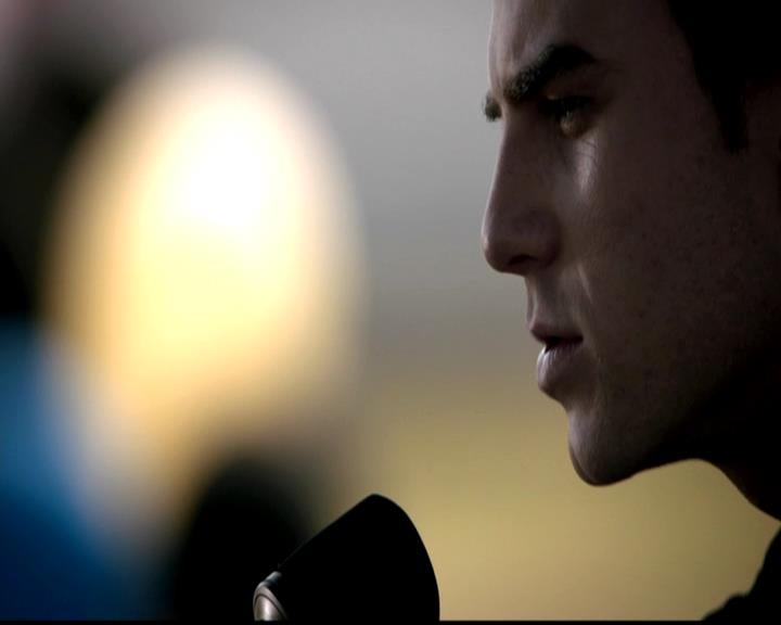 VampireDiariesWorld-dot-org_4x23Graduation0023.jpg