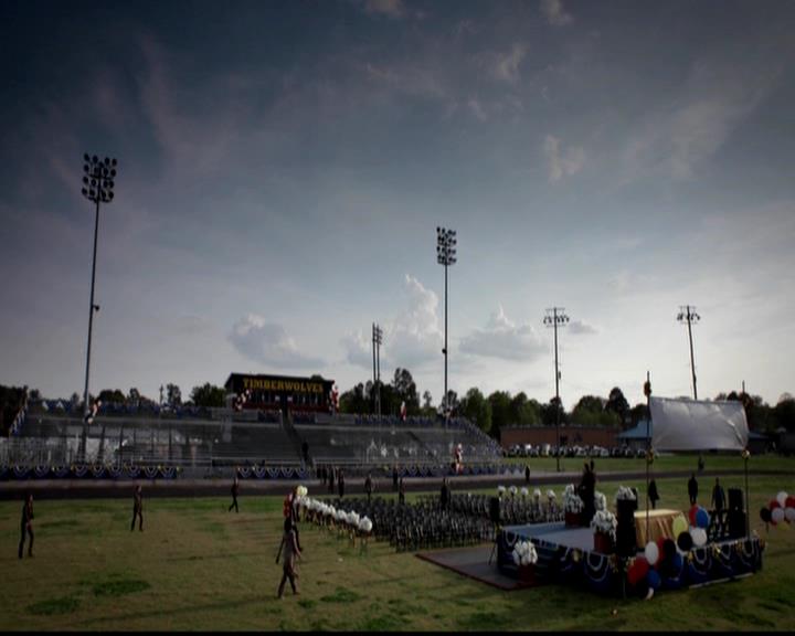 VampireDiariesWorld-dot-org_4x23Graduation0025.jpg