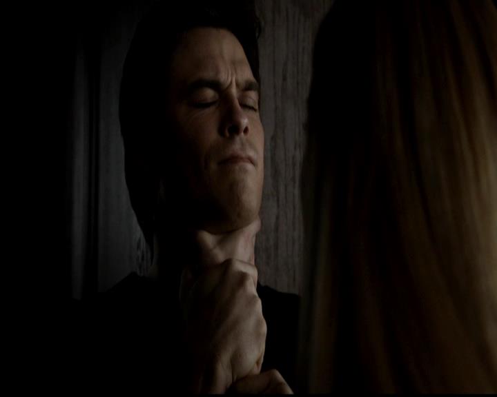 VampireDiariesWorld-dot-org_4x23Graduation0082.jpg