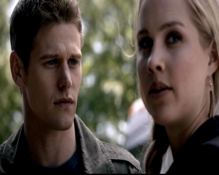VampireDiariesWorld-dot-org_4x23Graduation0437.jpg