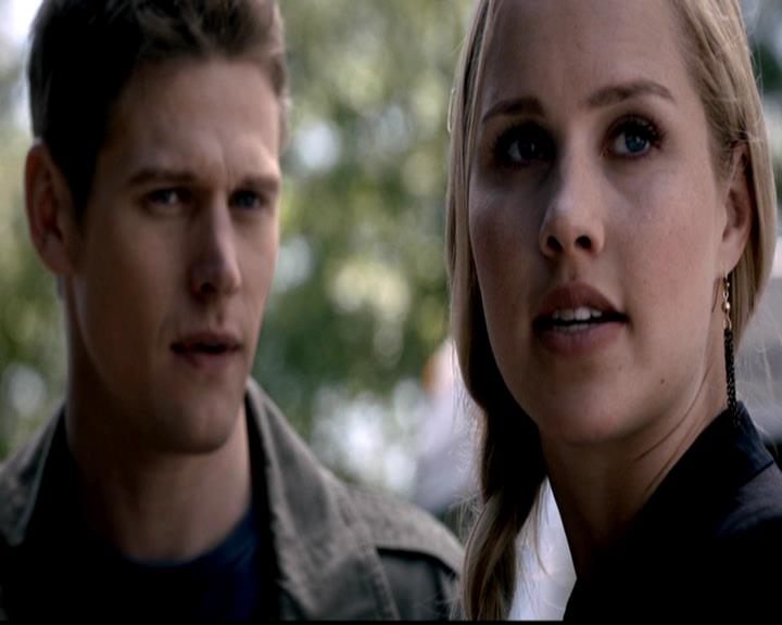 VampireDiariesWorld-dot-org_4x23Graduation0441.jpg