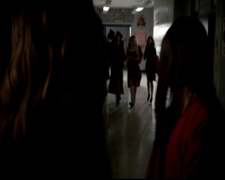 VampireDiariesWorld-dot-org_4x23Graduation0498.jpg