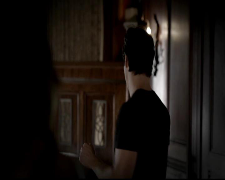VampireDiariesWorld-dot-org_4x23Graduation0512.jpg