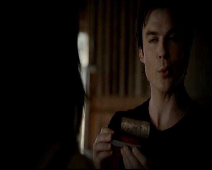 VampireDiariesWorld-dot-org_4x23Graduation0520.jpg