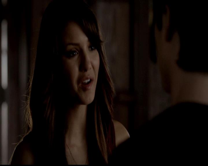 VampireDiariesWorld-dot-org_4x23Graduation0529.jpg