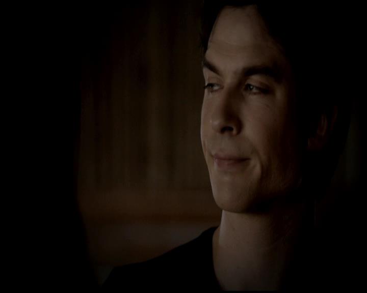 VampireDiariesWorld-dot-org_4x23Graduation0537.jpg