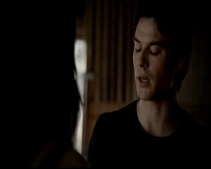 VampireDiariesWorld-dot-org_4x23Graduation0541.jpg