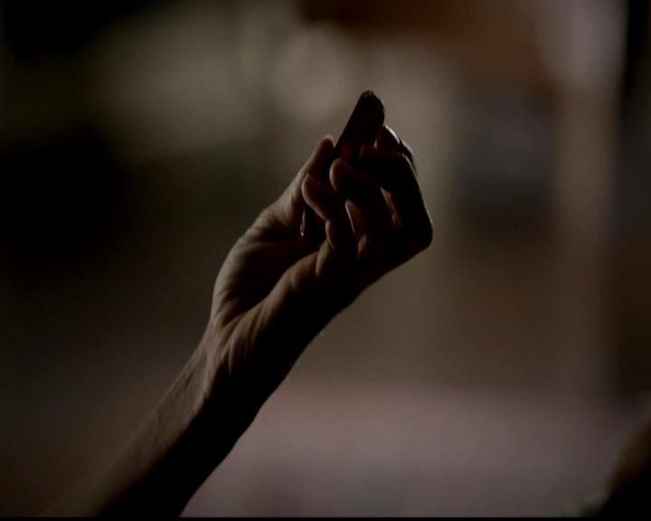 VampireDiariesWorld-dot-org_4x23Graduation0550.jpg