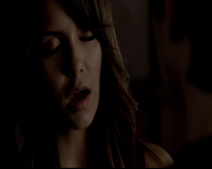 VampireDiariesWorld-dot-org_4x23Graduation0552.jpg
