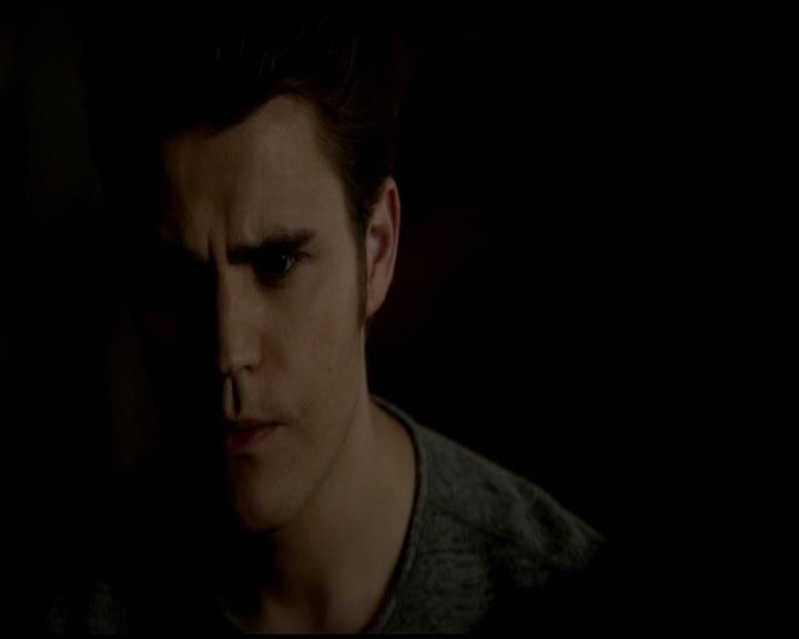 VampireDiariesWorld-dot-org_4x23Graduation0622.jpg