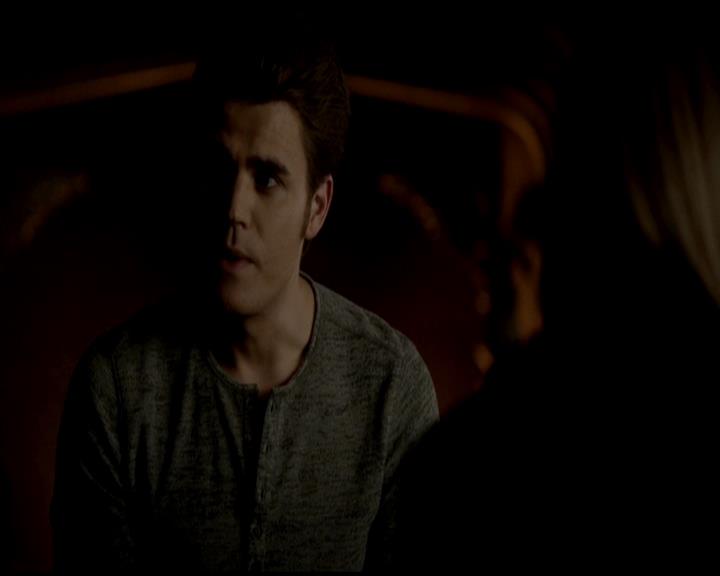 VampireDiariesWorld-dot-org_4x23Graduation0633.jpg