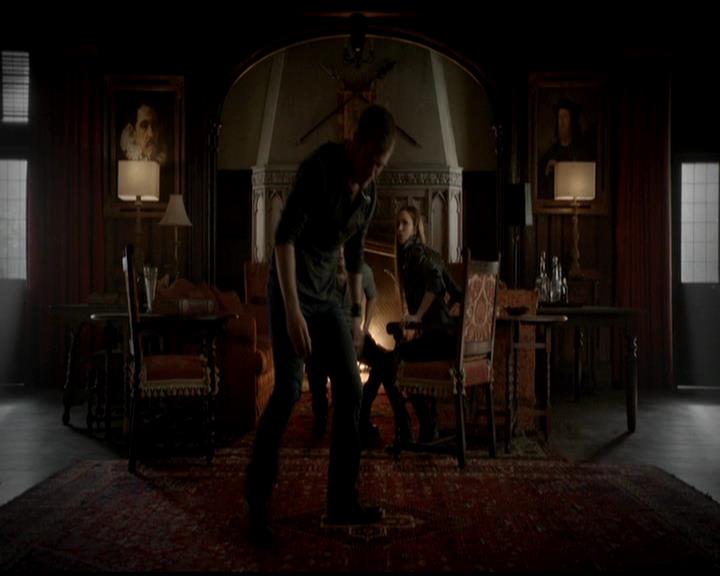 VampireDiariesWorld-dot-org_4x23Graduation0645.jpg
