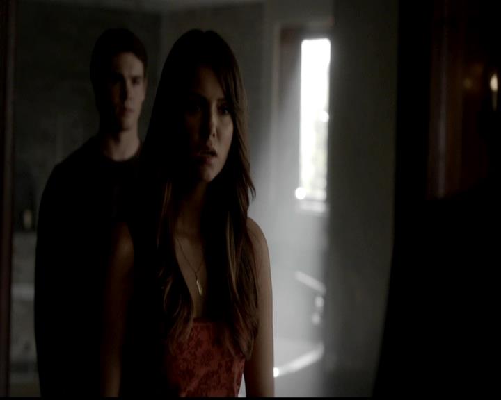 VampireDiariesWorld-dot-org_4x23Graduation0655.jpg