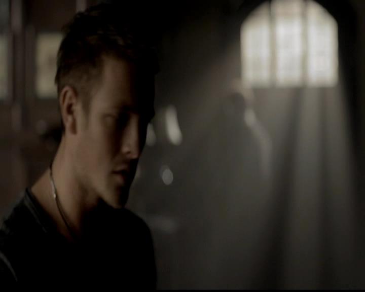 VampireDiariesWorld-dot-org_4x23Graduation0705.jpg