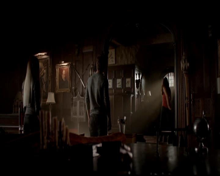 VampireDiariesWorld-dot-org_4x23Graduation0711.jpg