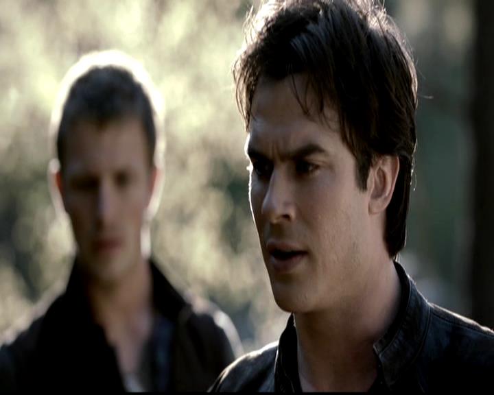 VampireDiariesWorld-dot-org_4x23Graduation0722.jpg