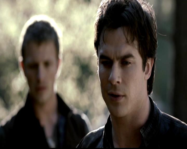 VampireDiariesWorld-dot-org_4x23Graduation0725.jpg