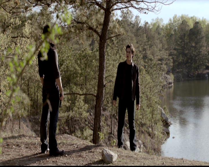 VampireDiariesWorld-dot-org_4x23Graduation0730.jpg