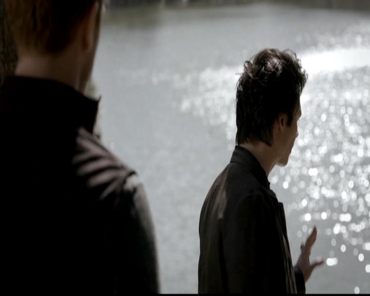 VampireDiariesWorld-dot-org_4x23Graduation0732.jpg