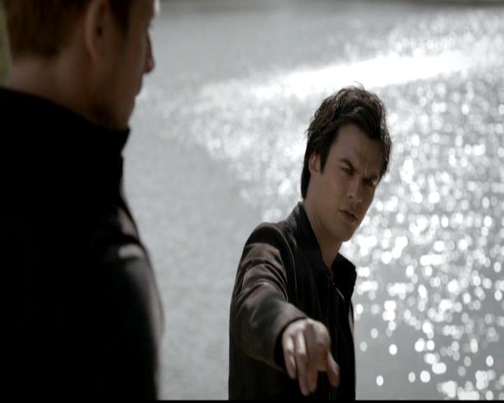 VampireDiariesWorld-dot-org_4x23Graduation0734.jpg