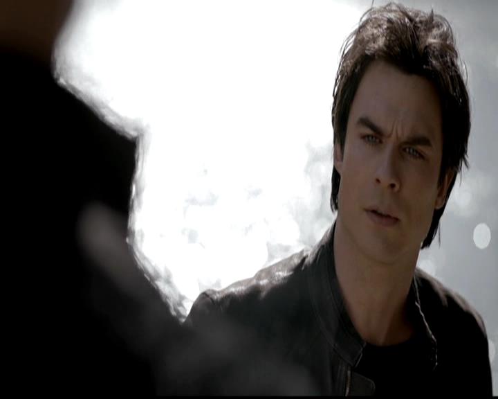 VampireDiariesWorld-dot-org_4x23Graduation0750.jpg