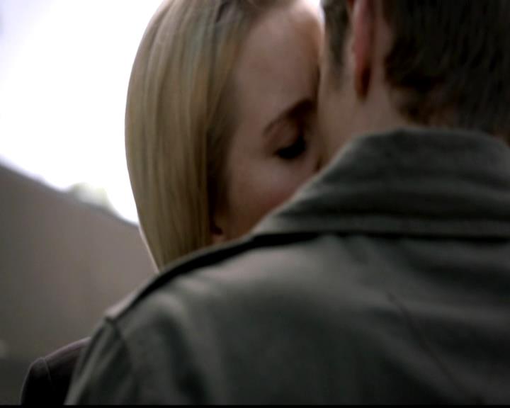 VampireDiariesWorld-dot-org_4x23Graduation0789.jpg