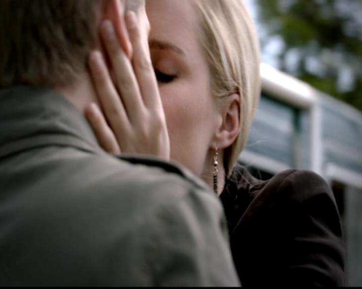 VampireDiariesWorld-dot-org_4x23Graduation0791.jpg