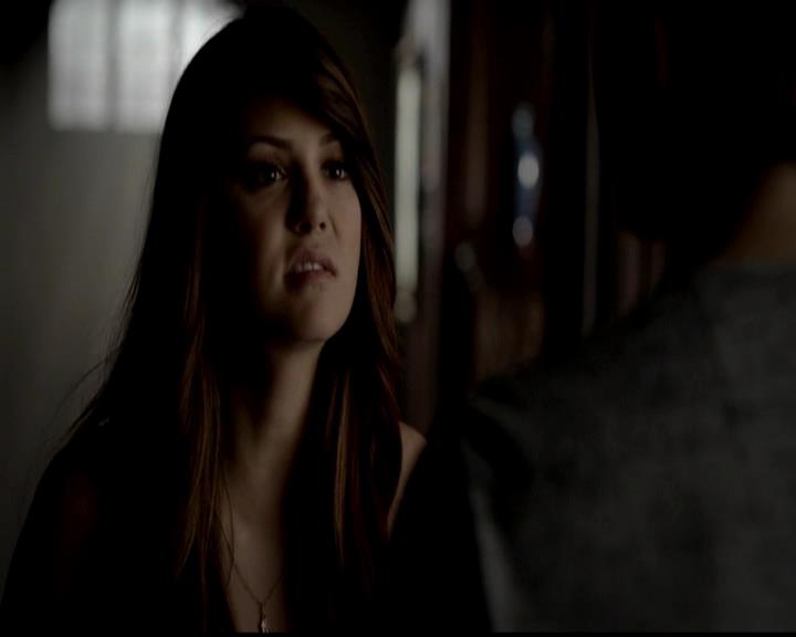 VampireDiariesWorld-dot-org_4x23Graduation0833.jpg
