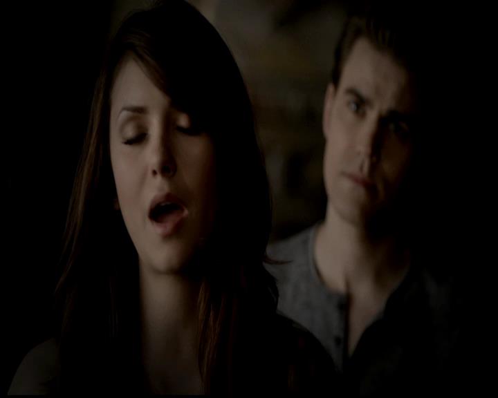 VampireDiariesWorld-dot-org_4x23Graduation0845.jpg