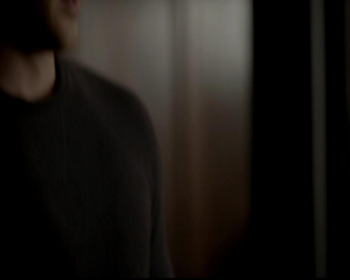 VampireDiariesWorld-dot-org_4x23Graduation0864.jpg