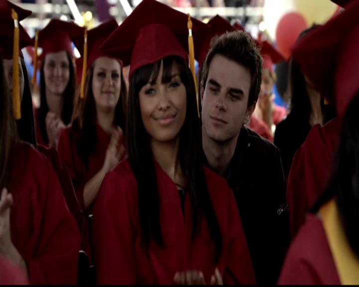 VampireDiariesWorld-dot-org_4x23Graduation1007.jpg