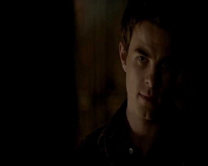 VampireDiariesWorld-dot-org_4x23Graduation1072.jpg