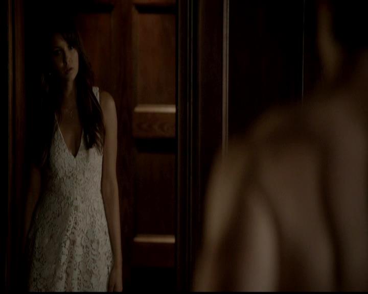 VampireDiariesWorld-dot-org_4x23Graduation1227.jpg