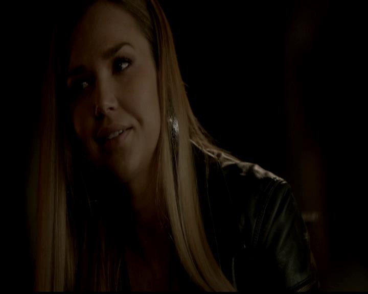 VampireDiariesWorld-dot-org_4x23Graduation1307.jpg