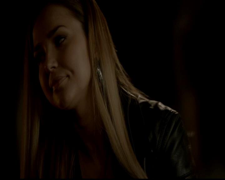 VampireDiariesWorld-dot-org_4x23Graduation1308.jpg