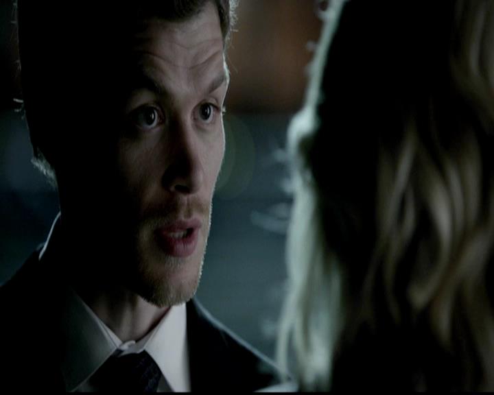 VampireDiariesWorld-dot-org_4x23Graduation1407.jpg