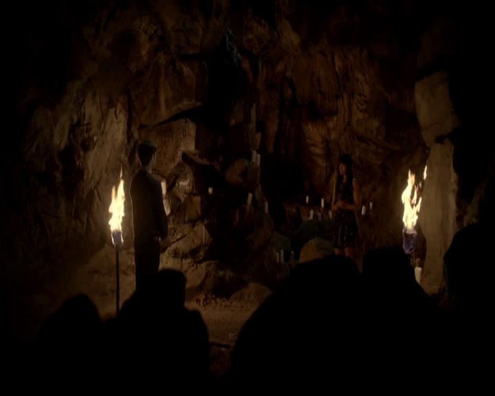 VampireDiariesWorld-dot-org_4x23Graduation1815.jpg