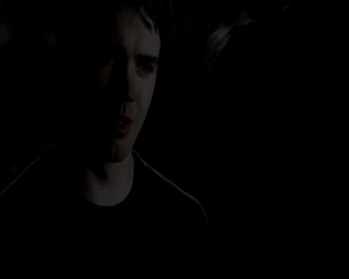 VampireDiariesWorld-dot-org_4x23Graduation1898.jpg