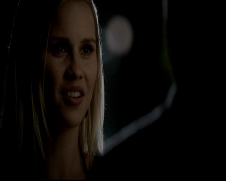 VampireDiariesWorld-dot-org_4x23Graduation1992.jpg