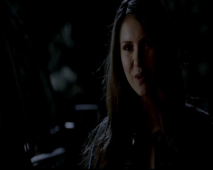 VampireDiariesWorld-dot-org_4x23Graduation2210.jpg