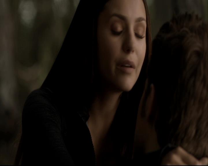 VampireDiariesWorld-dot-org_DeletedScene-4x04TheFive0070.jpg
