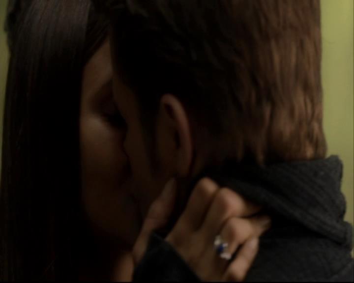 VampireDiariesWorld-dot-org_DeletedScene-4x04TheFive0102.jpg