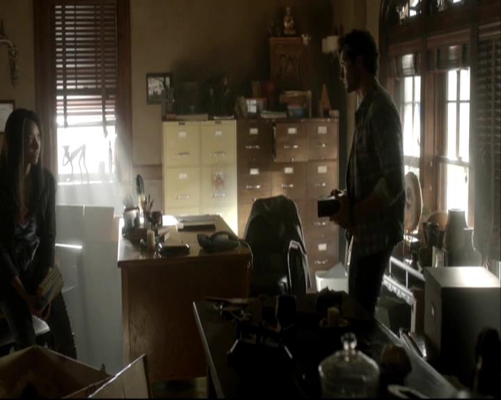 VampireDiariesWorld-dot-org_DeletedScenes-4x06WeAllGoALittleMadSometimes0051.jpg VampireDiariesWorld-dot-org_DeletedScenes-4x06WeAllGoALittleMadSometimes0051.jpg