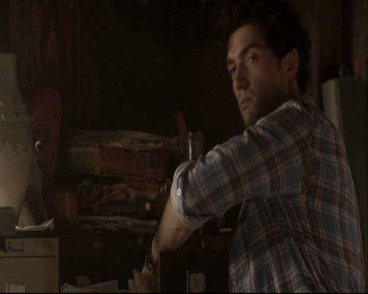 VampireDiariesWorld-dot-org_DeletedScenes-4x06WeAllGoALittleMadSometimes0082.jpg VampireDiariesWorld-dot-org_DeletedScenes-4x06WeAllGoALittleMadSometimes0082.jpg