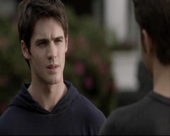 VampireDiariesWorld-dot-org_DeletedScenes-4x06WeAllGoALittleMadSometimes0158.jpg
