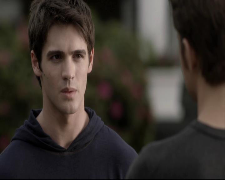 VampireDiariesWorld-dot-org_DeletedScenes-4x06WeAllGoALittleMadSometimes0159.jpg