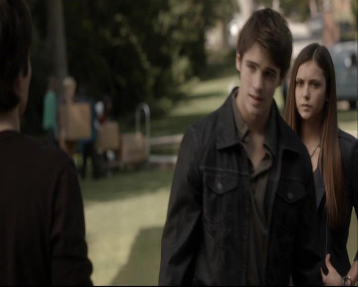 VampireDiariesWorld-dot-org_DeletedScenes-4x07MyBrothersKeeper0039.jpg