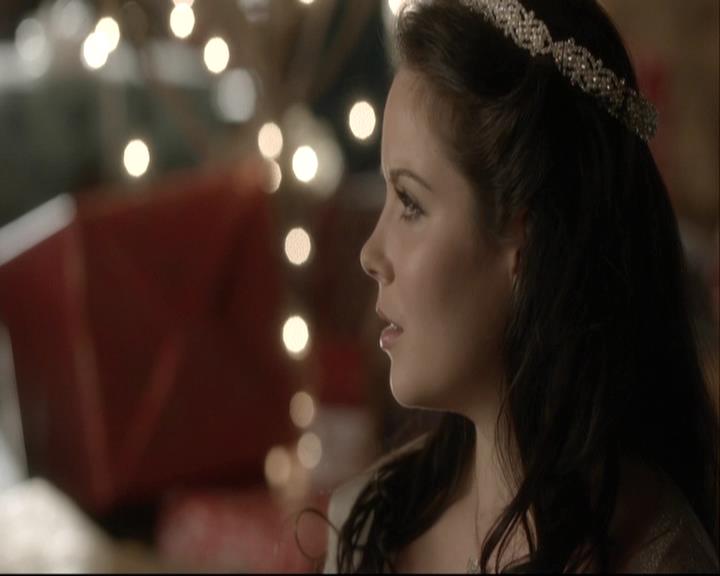 VampireDiariesWorld-dot-org_DeletedScenes-4x09OComeAllYeFaithful0087.jpg